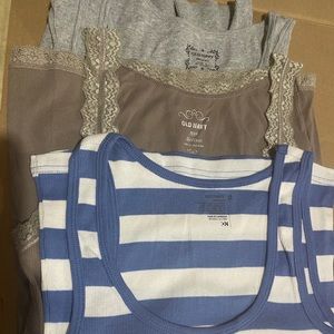 Old Navy Tank bundle - set of 3 Medium